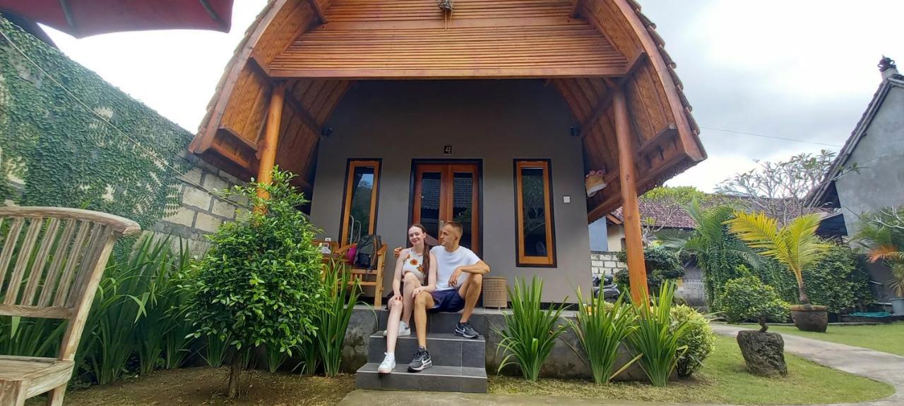D'Lebah Homestay ヌサペニダ エクステリア 写真