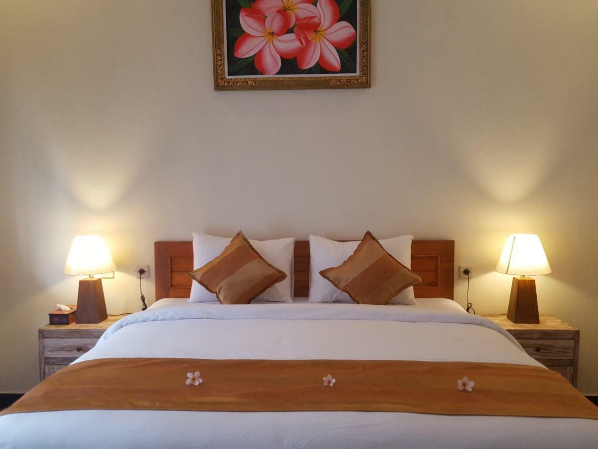 D'Lebah Homestay ヌサペニダ エクステリア 写真
